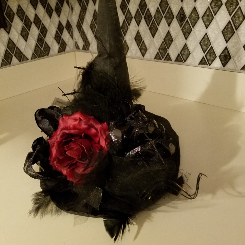 Halloween decor - Picture 2 of 6